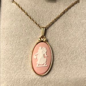 Wedgwood pendant and necklace